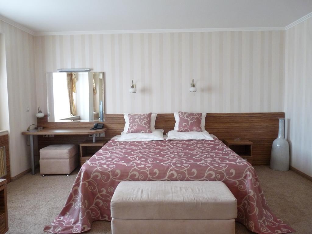 Hotel Vereya Stara Zagora Extérieur photo